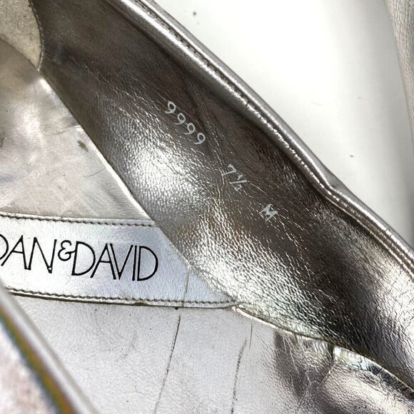 Vintage 1980's Joan & David Silver Point Toe Wedge Heel Size 7.5 Floral Applique - Picture 11 of 12